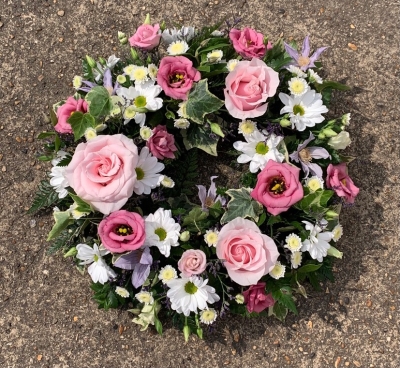 Wreath Florist Choice 10”