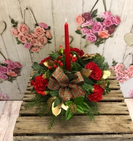 Christmas Table Arrangement